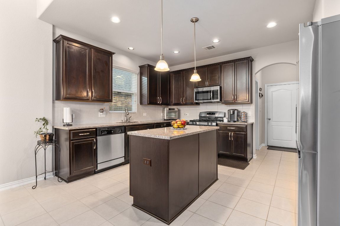 5925 Parma Street Round Rock, TX 78665 - Photo 12 of 36