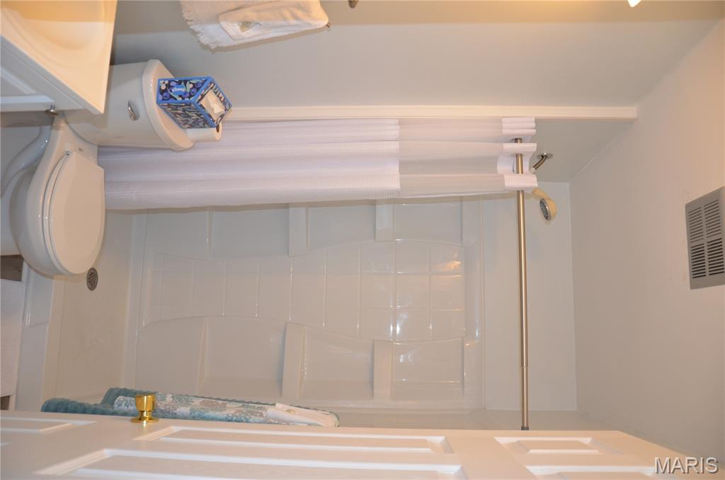 40 Cedar Ridge Drive Pacific, MO 63069 - Photo 11 of 15