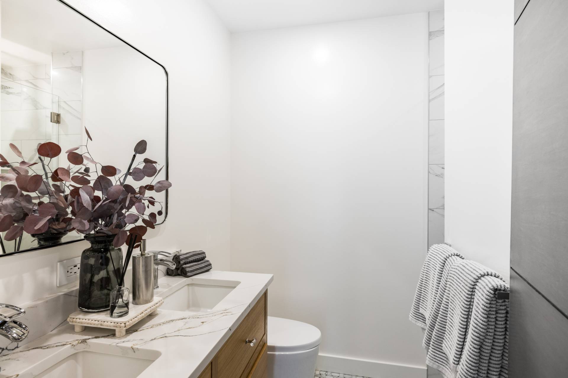 69 School Street Hampton Bays, NY 11946 - Photo 10 of 22