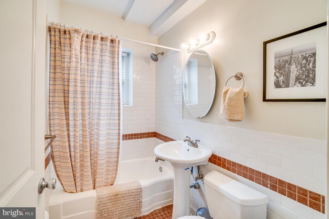 3925 Davis Place Northwest, Unit B3 Washington, DC 20007 - Photo 11 of 19