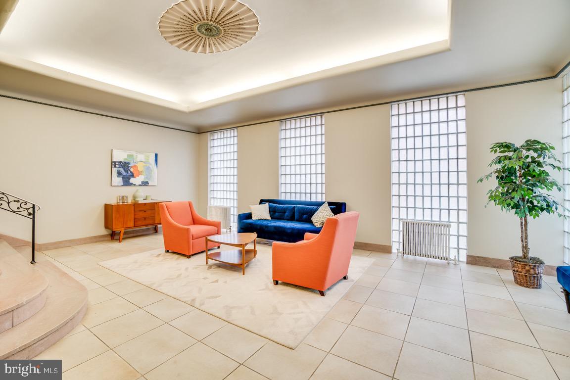 3925 Davis Place Northwest, Unit B3 Washington, DC 20007 - Photo 2 of 19