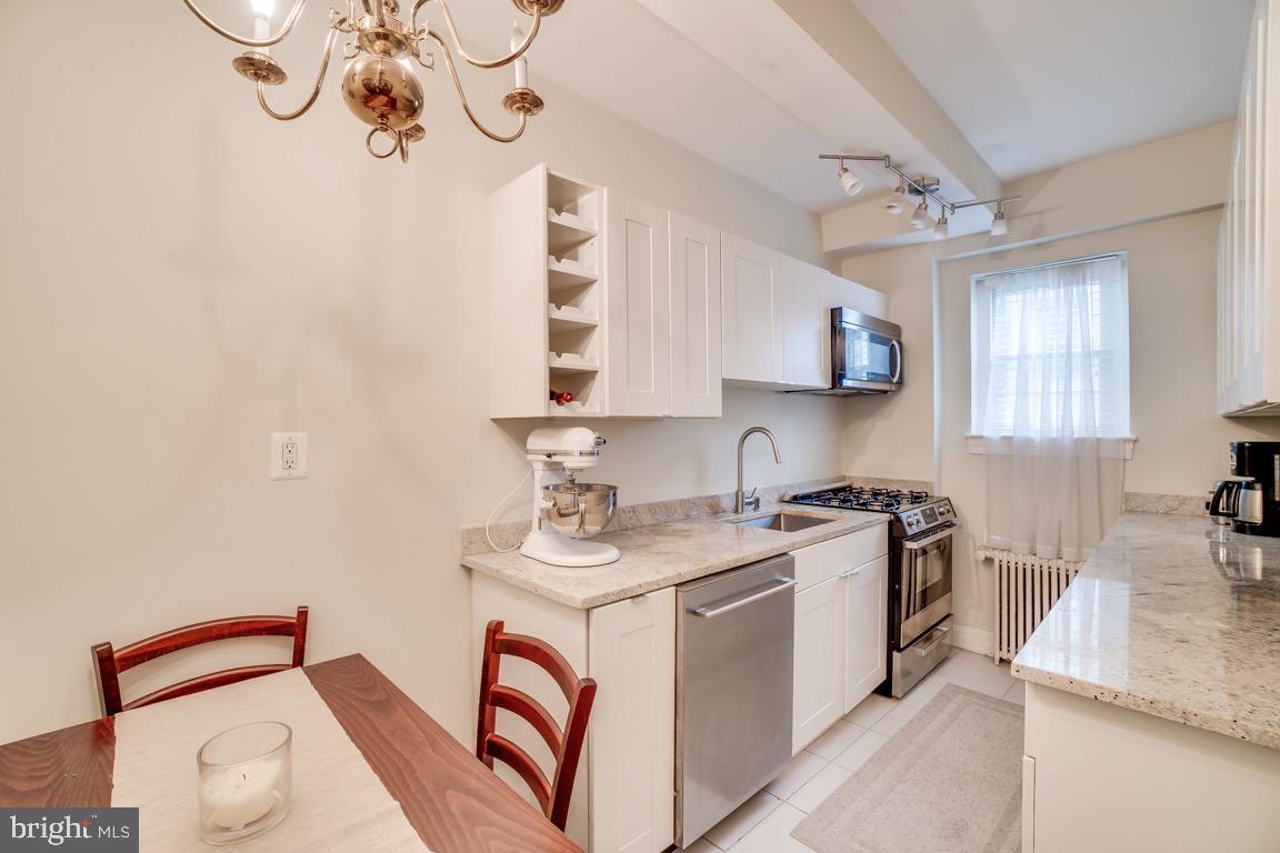 3925 Davis Place Northwest, Unit B3 Washington, DC 20007 - Photo 7 of 19