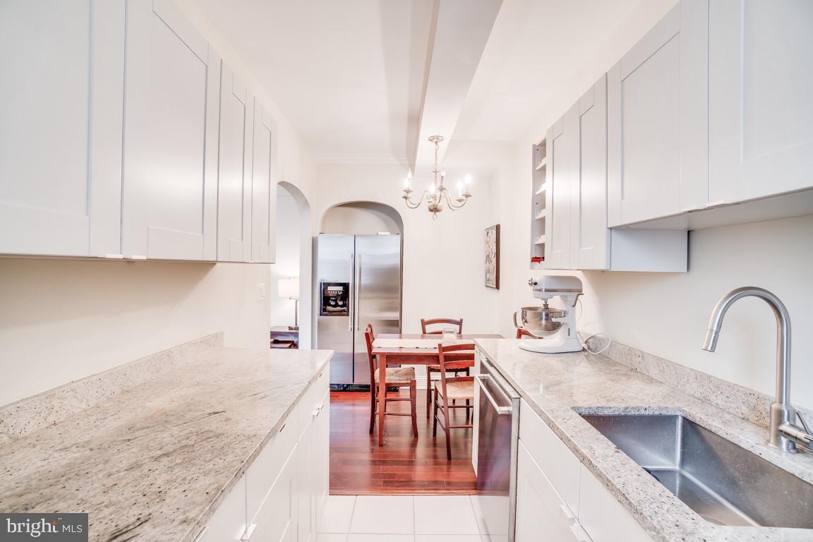 3925 Davis Place Northwest, Unit B3 Washington, DC 20007 - Photo 8 of 19