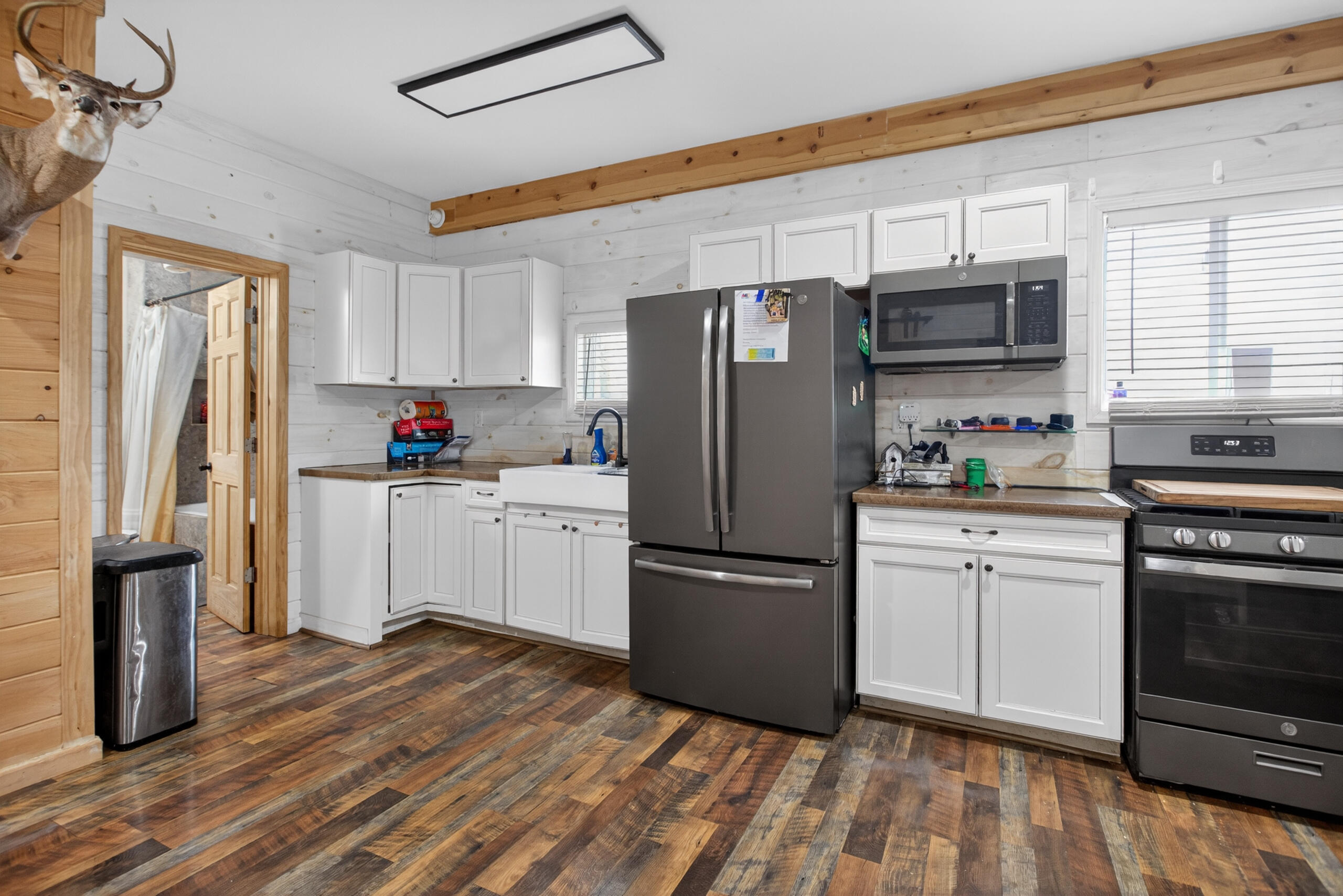 1284 Maplegrove Road Jackson, MI 49201 - Photo 9 of 45 0N0A0639
