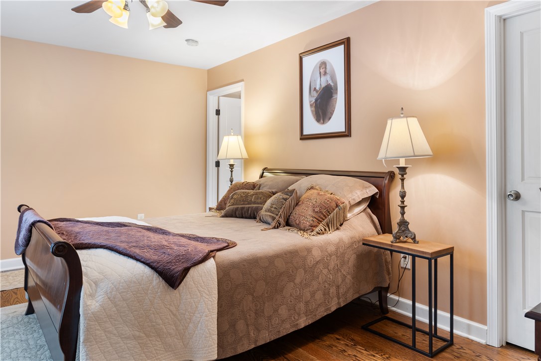 135 Crowes Drive Walhalla, SC 29691 - Photo 24 of 49 Secondary Bedroom