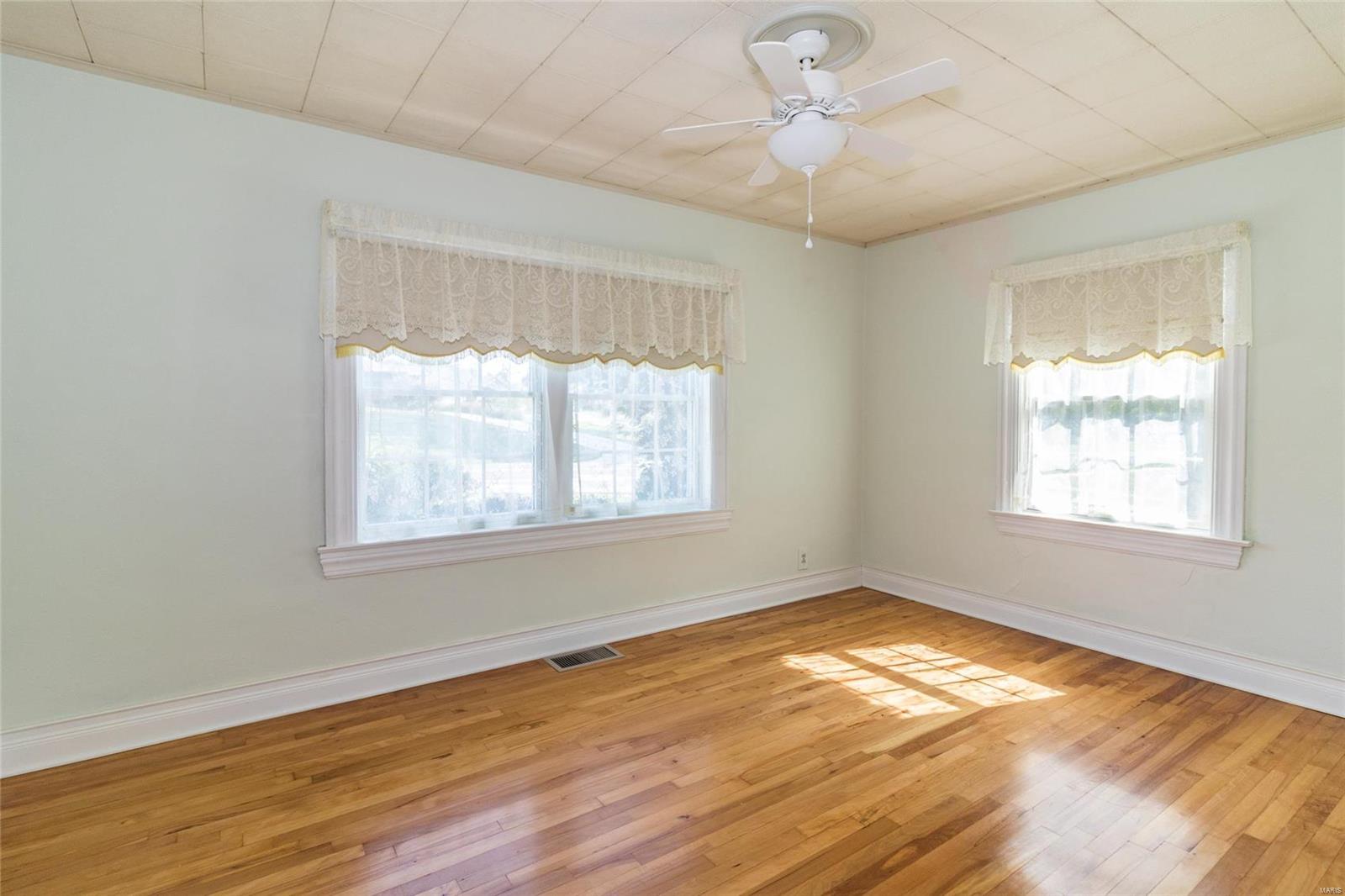 3002 Yaeger Road St. Louis, MO 63129 - Photo 15 of 46 Gallery Image 15