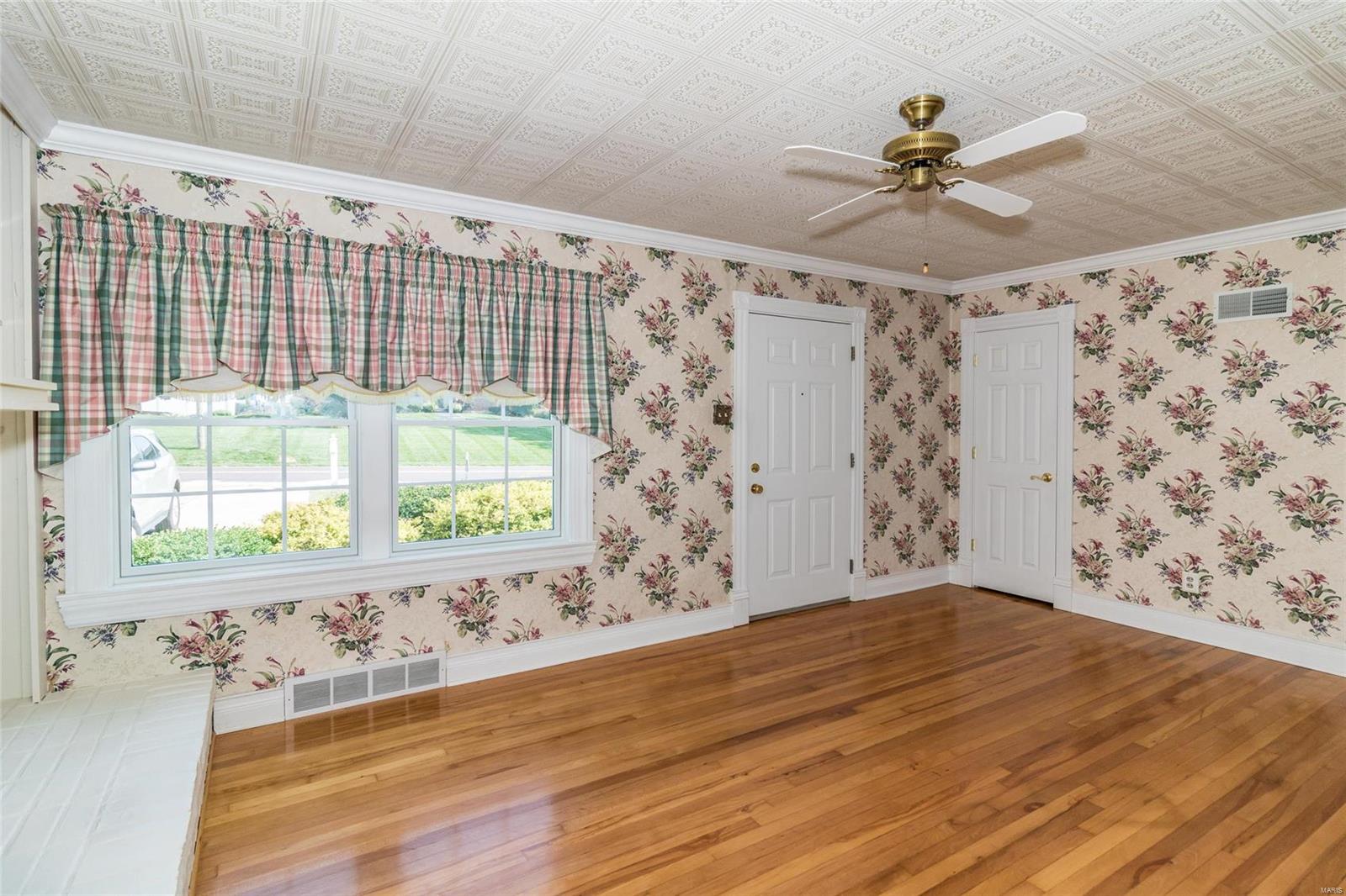 3002 Yaeger Road St. Louis, MO 63129 - Photo 3 of 46 Gallery Image 3