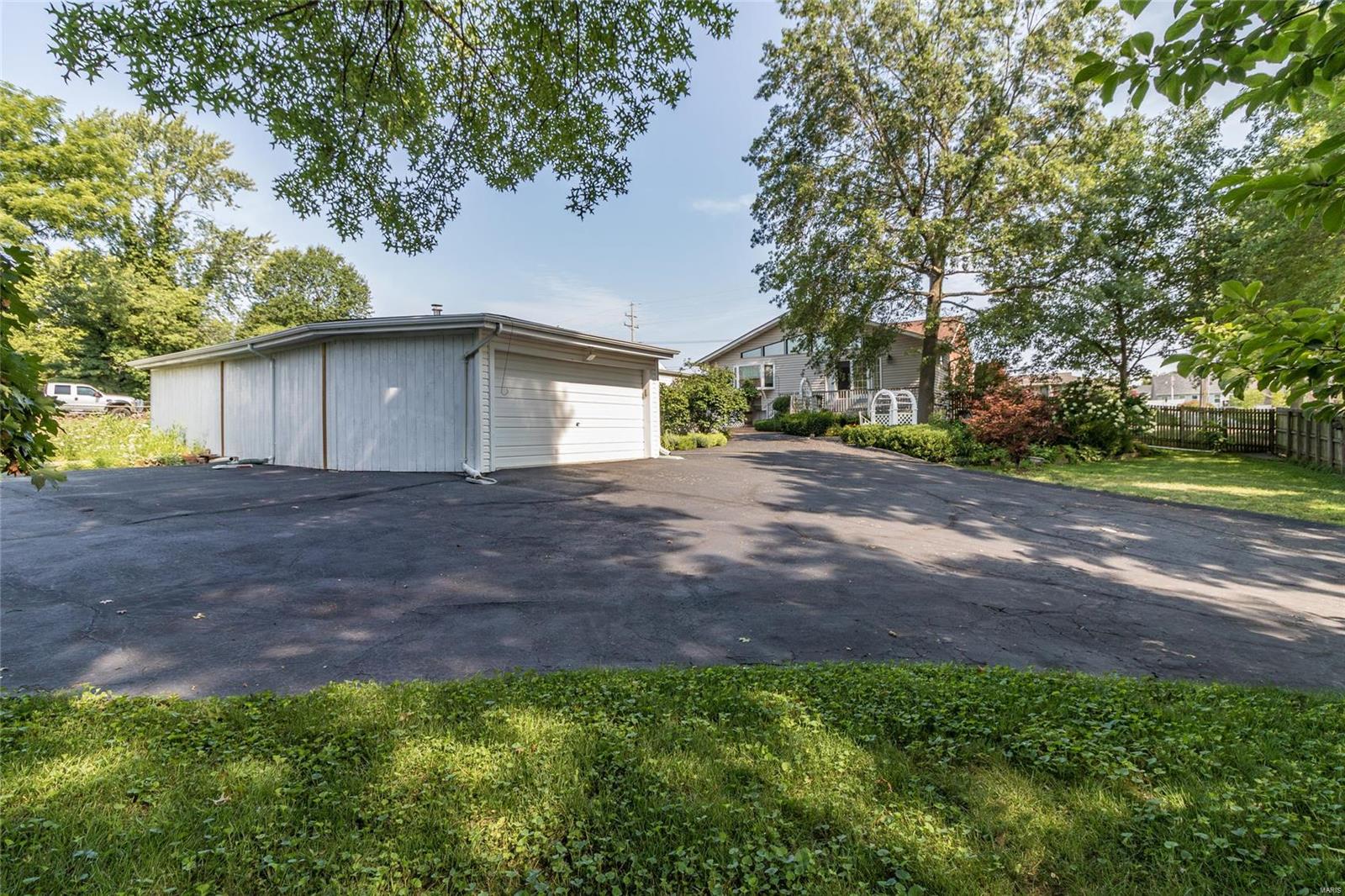 3002 Yaeger Road St. Louis, MO 63129 - Photo 29 of 46 Gallery Image 29