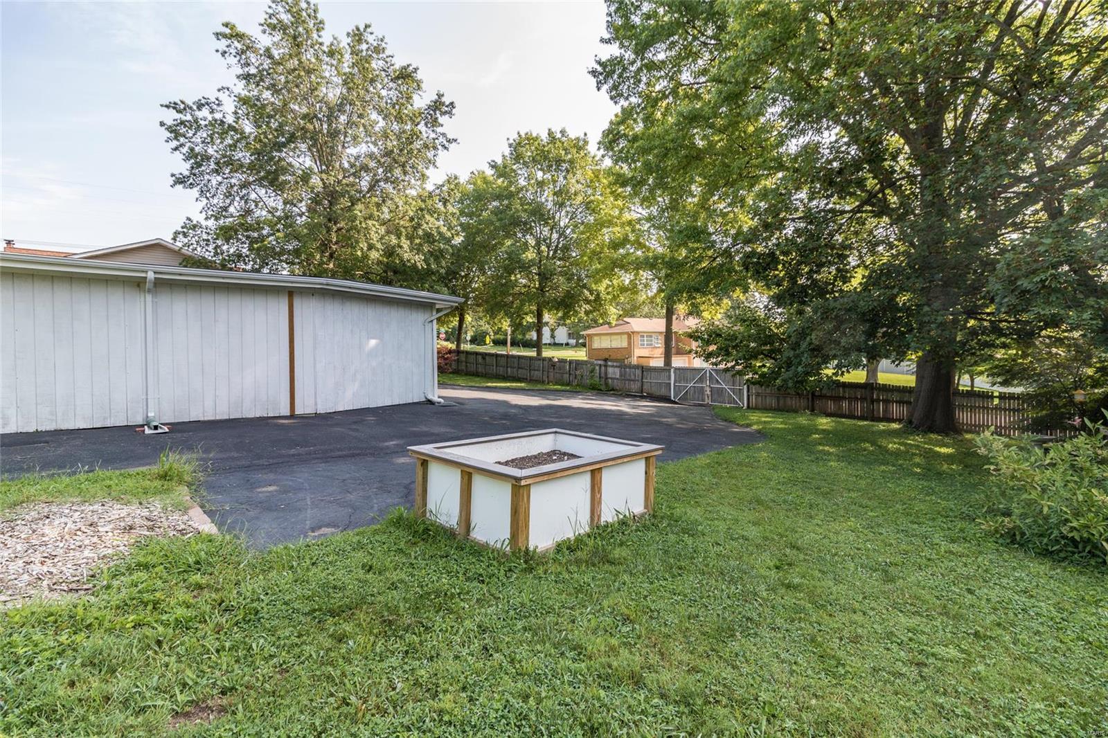 3002 Yaeger Road St. Louis, MO 63129 - Photo 31 of 46 Gallery Image 31