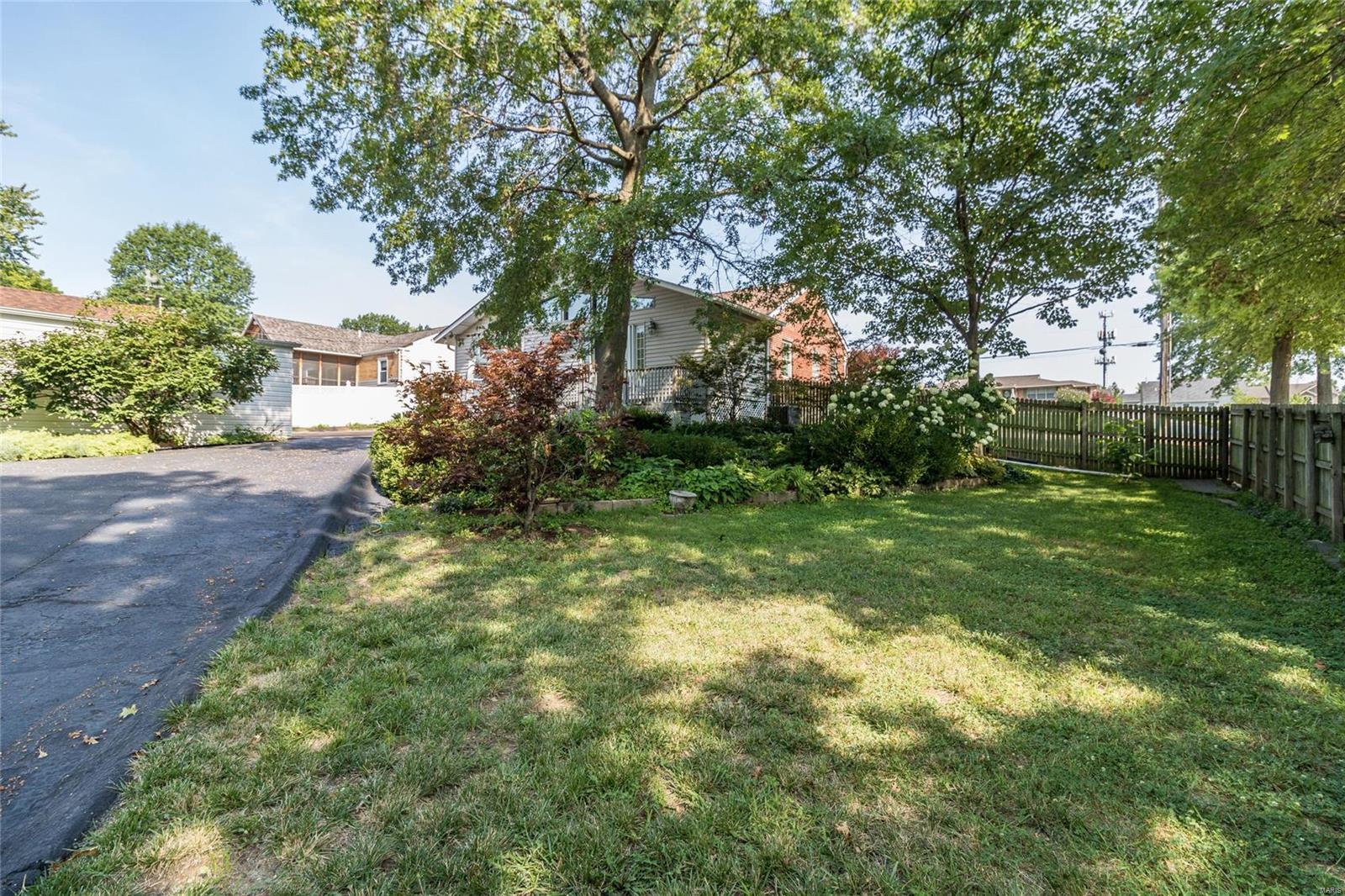 3002 Yaeger Road St. Louis, MO 63129 - Photo 35 of 46 Gallery Image 35