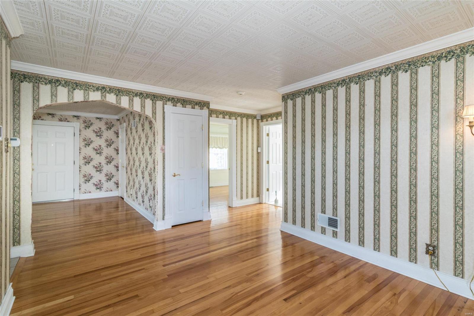 3002 Yaeger Road St. Louis, MO 63129 - Photo 6 of 46 Gallery Image 6