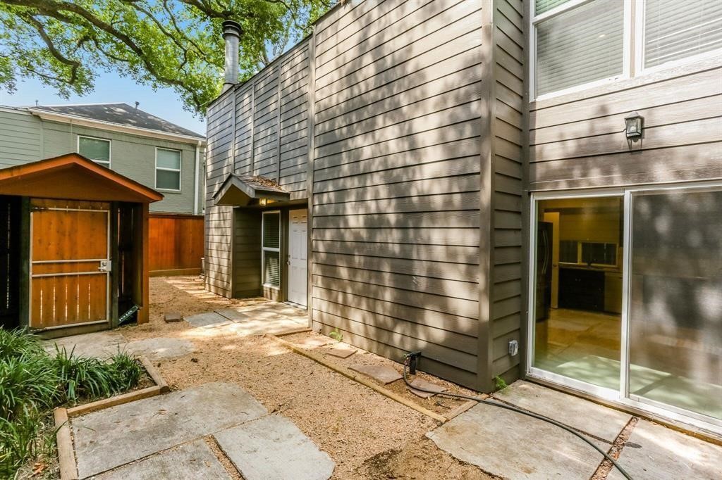 1918 Branard Street Houston, TX 77098 - Photo 2 of 23