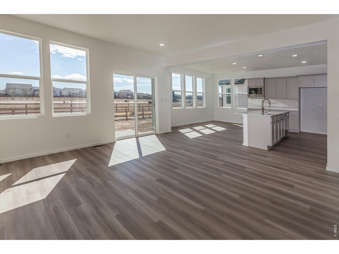 6079 Red Barn Road Timnath, CO 80547 - Photo 7 of 44