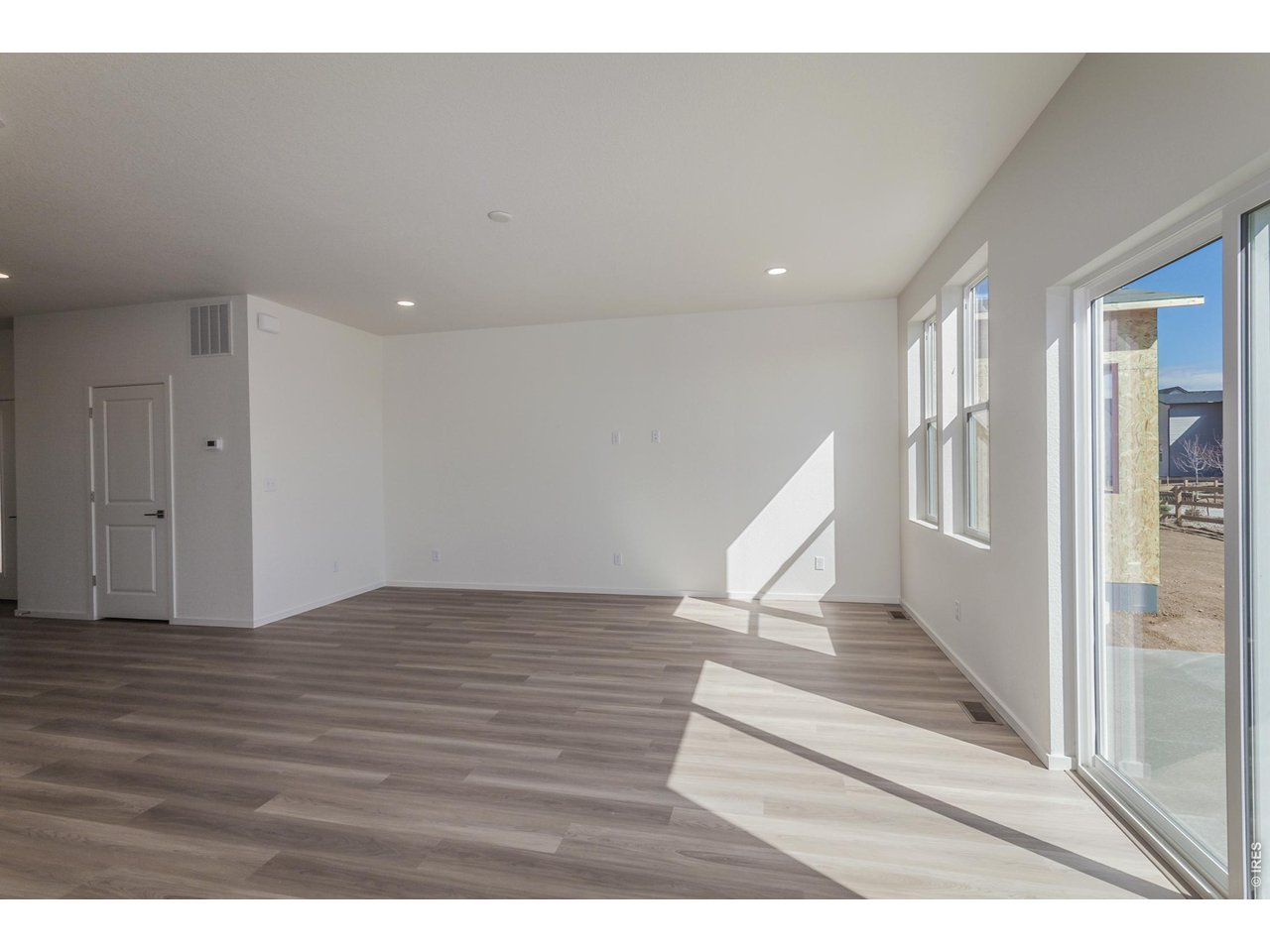 6079 Red Barn Road Timnath, CO 80547 - Photo 8 of 44