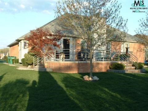 52043 Lillian Road New Baltimore, MI 48047 - Photo 2 of 9 727329-1.JPG