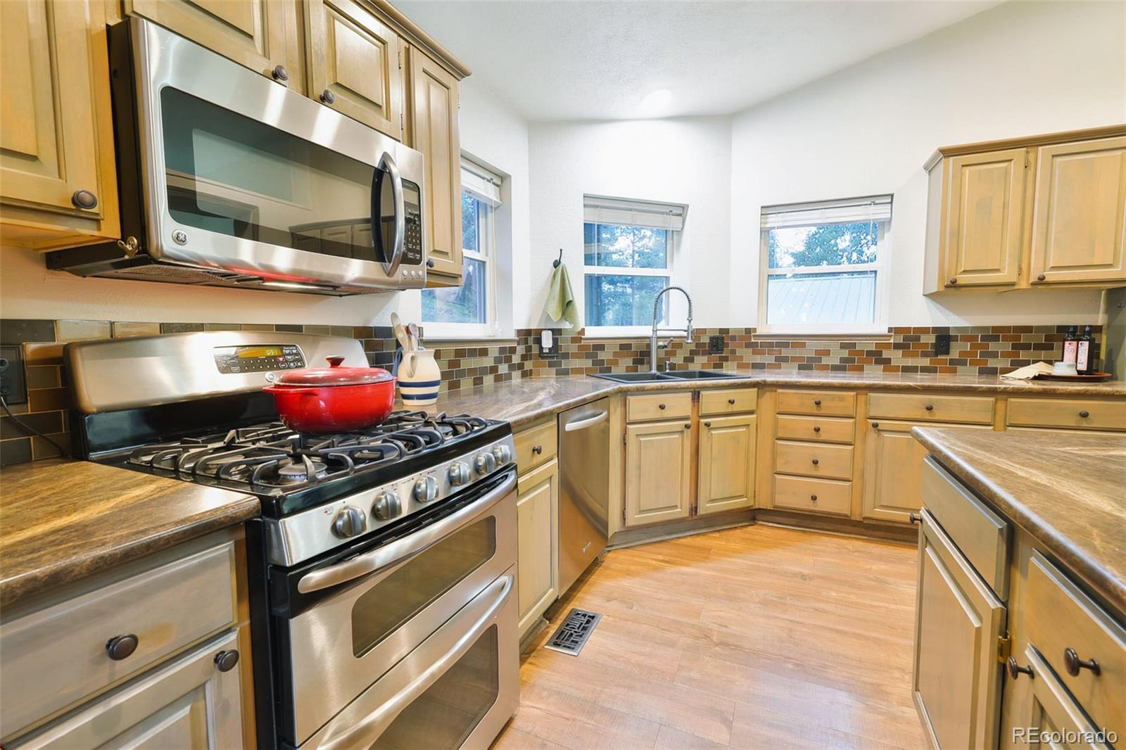 8481 South Warhawk Road Conifer, CO 80433 - Photo 13 of 48 Gallery Image 13
