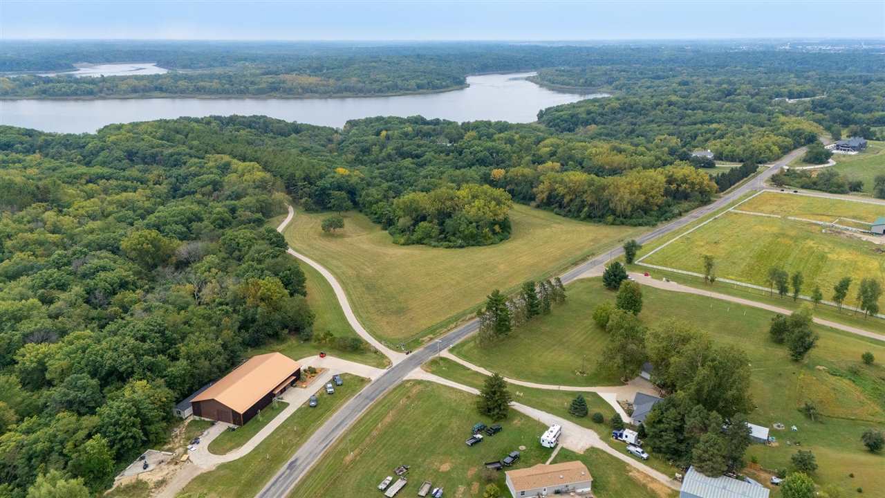 5.60 Acres M/l Lake Manor Road Solon, IA 52333 - Photo 12 of 17 Gallery Image 12