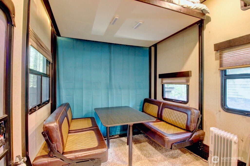 10 Riverside Drive Deming, WA 98244 - Photo 20 of 39