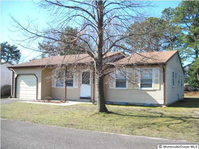 21 Berkshire Road Whiting, NJ 08759 - Photo 2 of 3 Additional Photo