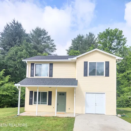 $385,000 | 5516 West Emory Road, Powell, TN 37849