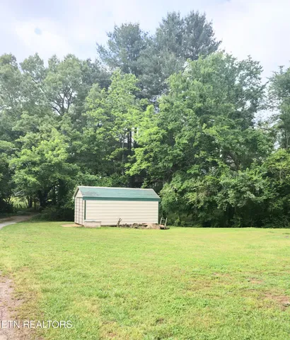 $390,000 | 5516 West Emory Road, Powell, TN 37849