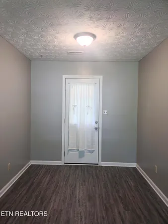 $385,000 | 5516 West Emory Road, Powell, TN 37849