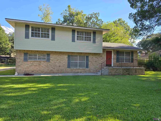 $290,000 | 58725 Delacroix Avenue, Plaquemine, LA 70764