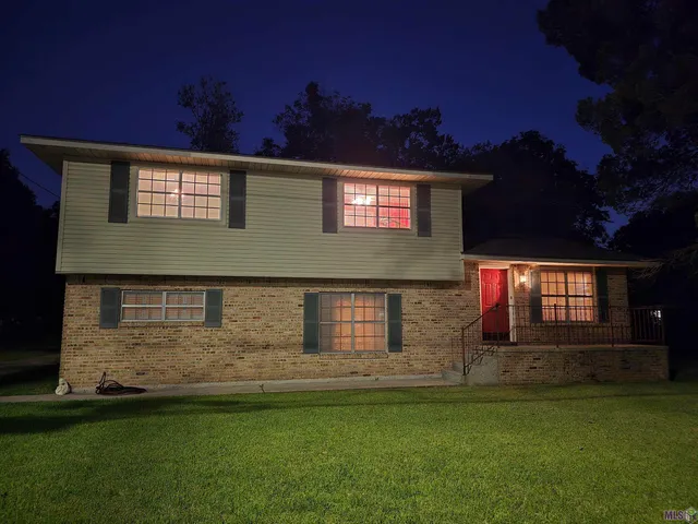 $290,000 | 58725 Delacroix Avenue, Plaquemine, LA 70764