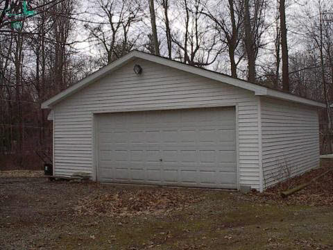 7328 Maplewood Road Lexington, MI 48450 - Photo 3 of 4 294442-2.JPG
