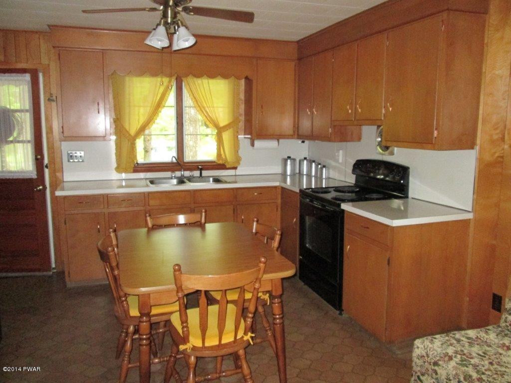 163 Whitney Lake Road Hawley, PA 18428 - Photo 14 of 39 Gallery Image 14