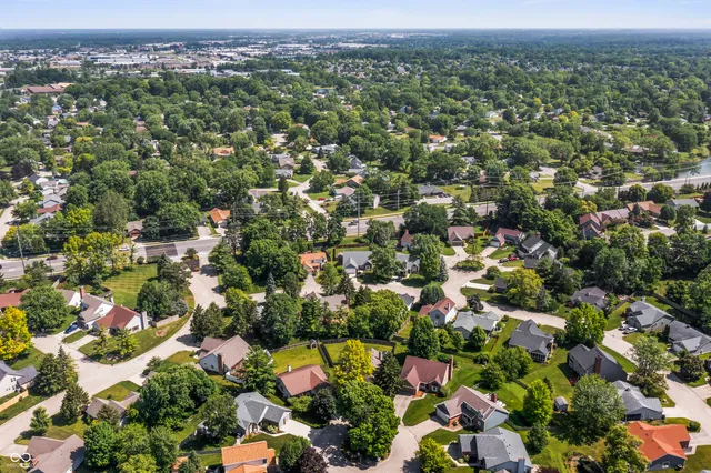 $314,999 | 7898 Beanblossom Circle, Indianapolis, IN 46256