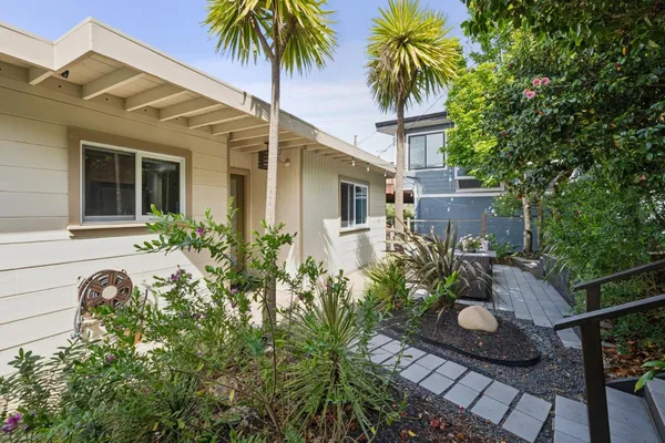 $899,000 | 55 Asilomar Circle, Oakland, CA 94611