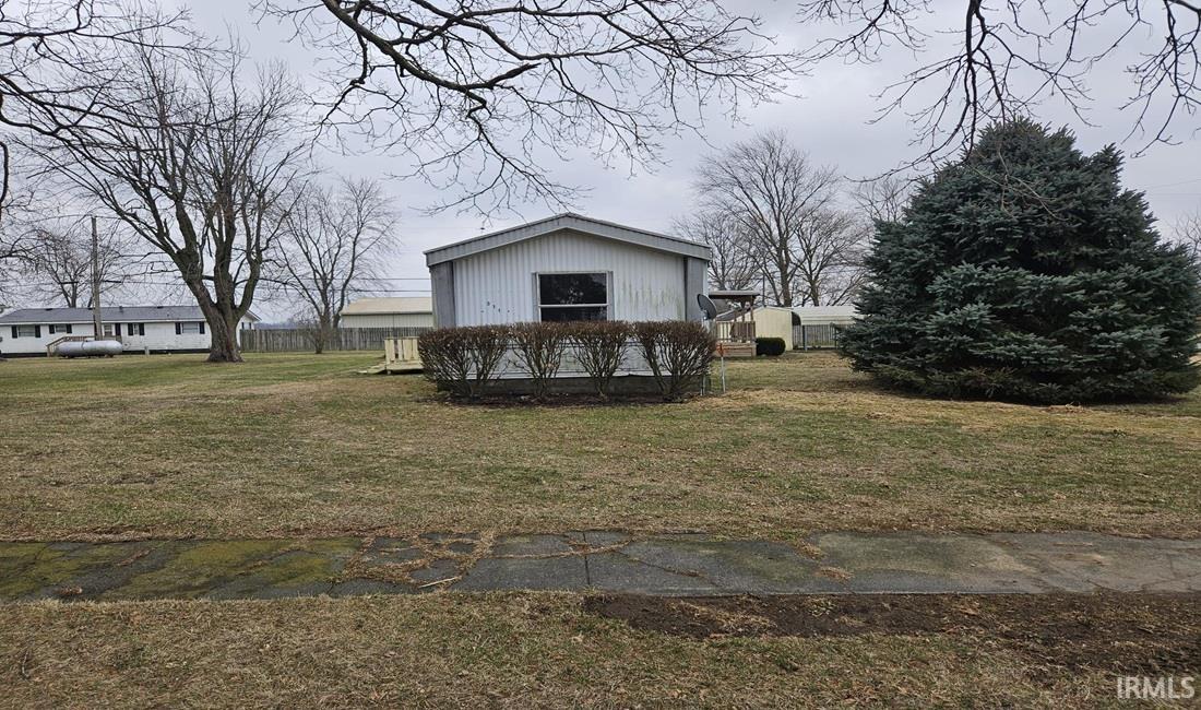 311 West Midway Street Colfax, IN 46035 - Photo 3 of 15