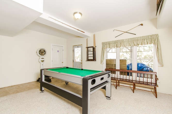 2675 Lakeview Drive Raleigh, NC 27608 - Photo 20 of 25 Recreation Room