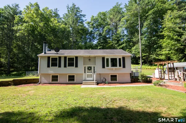 $489,000 | 109 Munyan Road, Putnam, CT 06260