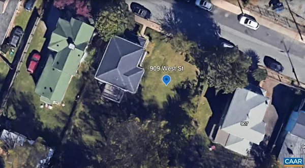 $299,000 | 909 West Street, Charlottesville, VA 22903