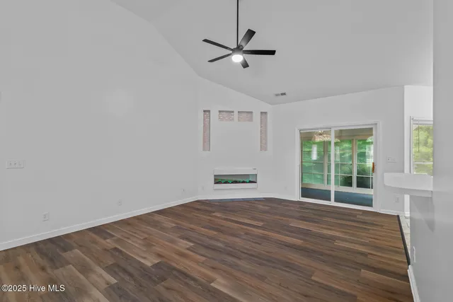 $2,250 | 1122 Mill Run Road, Sneads Ferry, NC 28460