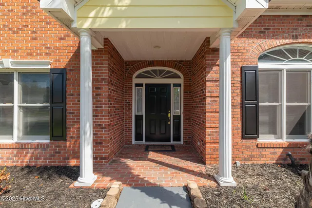 $2,250 | 1122 Mill Run Road, Sneads Ferry, NC 28460