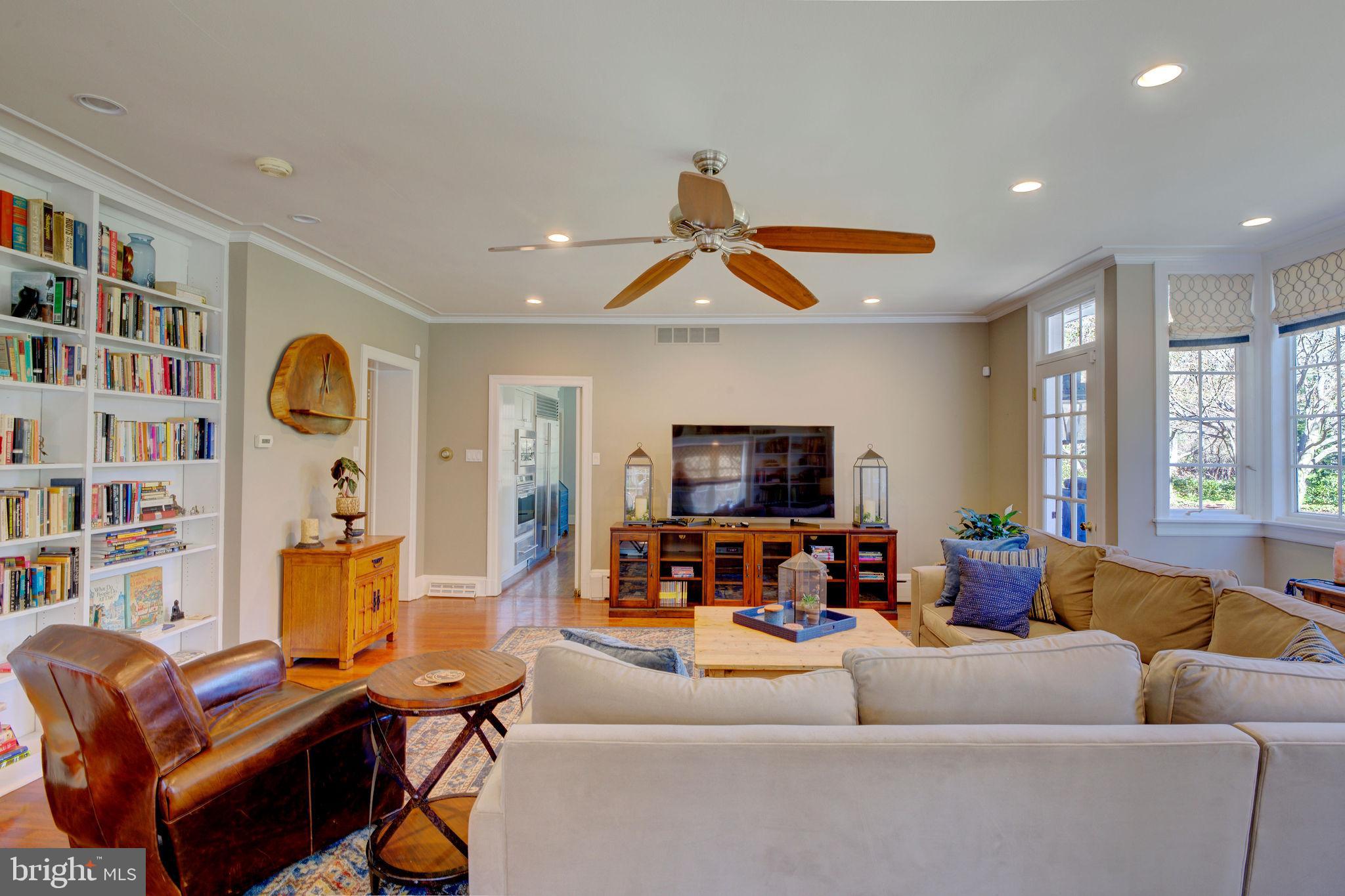 10 Alton Road Yardley, PA 19067 - Photo 23 of 71 Family Room