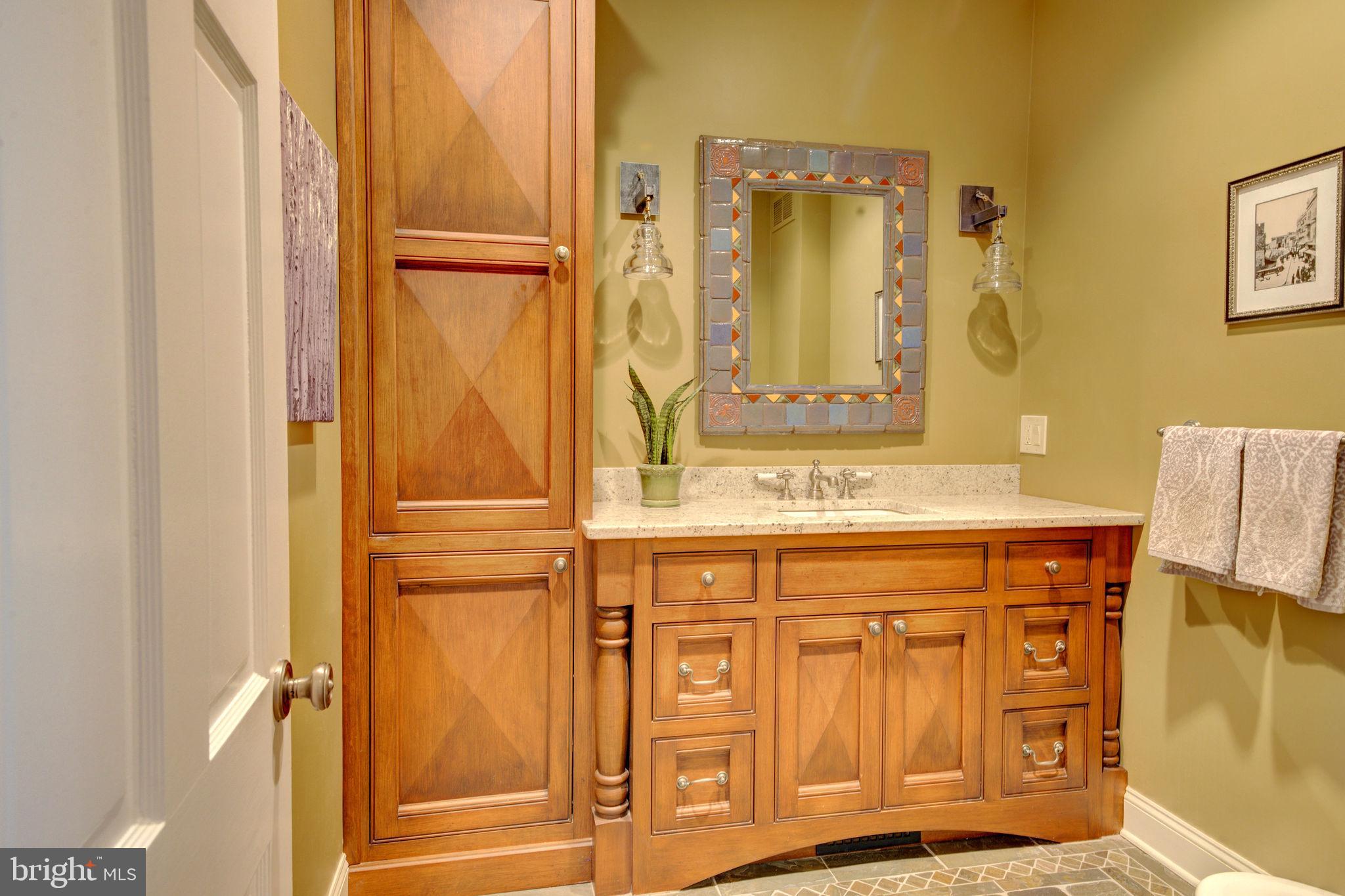 10 Alton Road Yardley, PA 19067 - Photo 28 of 71 Downstairs powder room