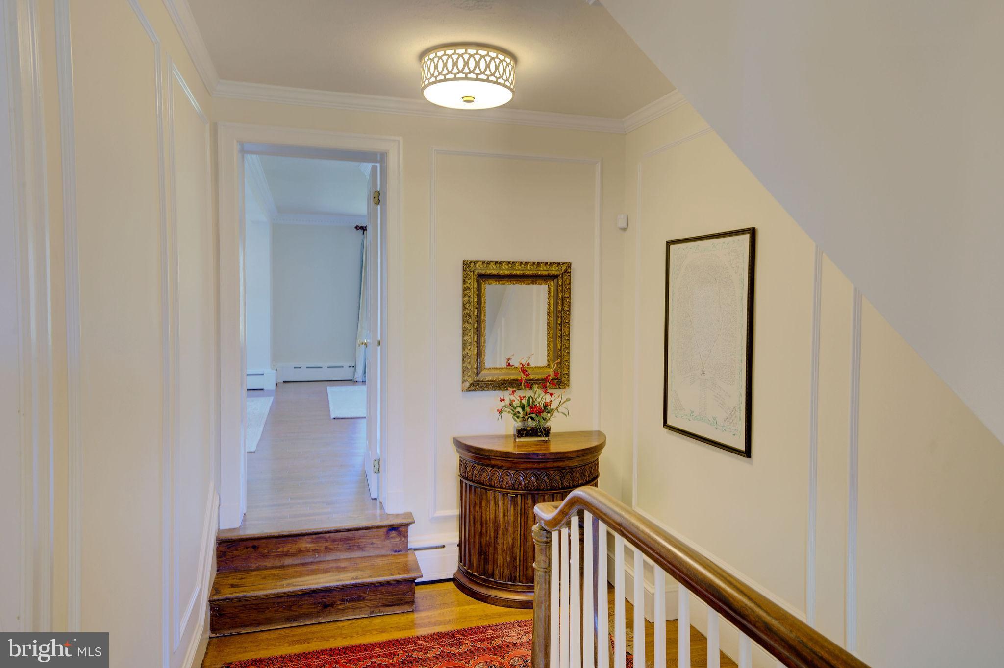 10 Alton Road Yardley, PA 19067 - Photo 46 of 71 Entry to master Suite