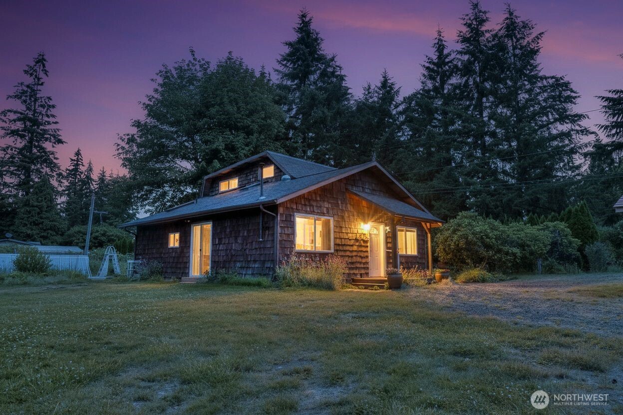 8325 Spurgeon Creek Road Southeast Olympia, WA 98513 - Photo 3 of 16