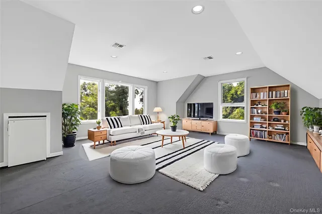 $1,189,000 | 699 Rte 9W, Piermont, NY 10968