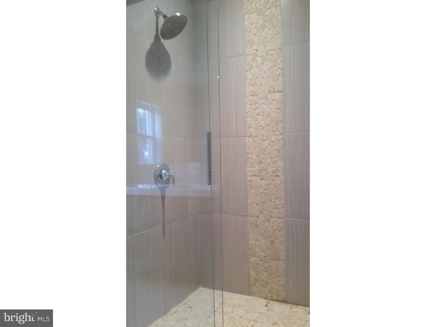 245 Brae Bourn Road Huntingdon Valley, PA 19006 - Photo 14 of 25 Bathroom