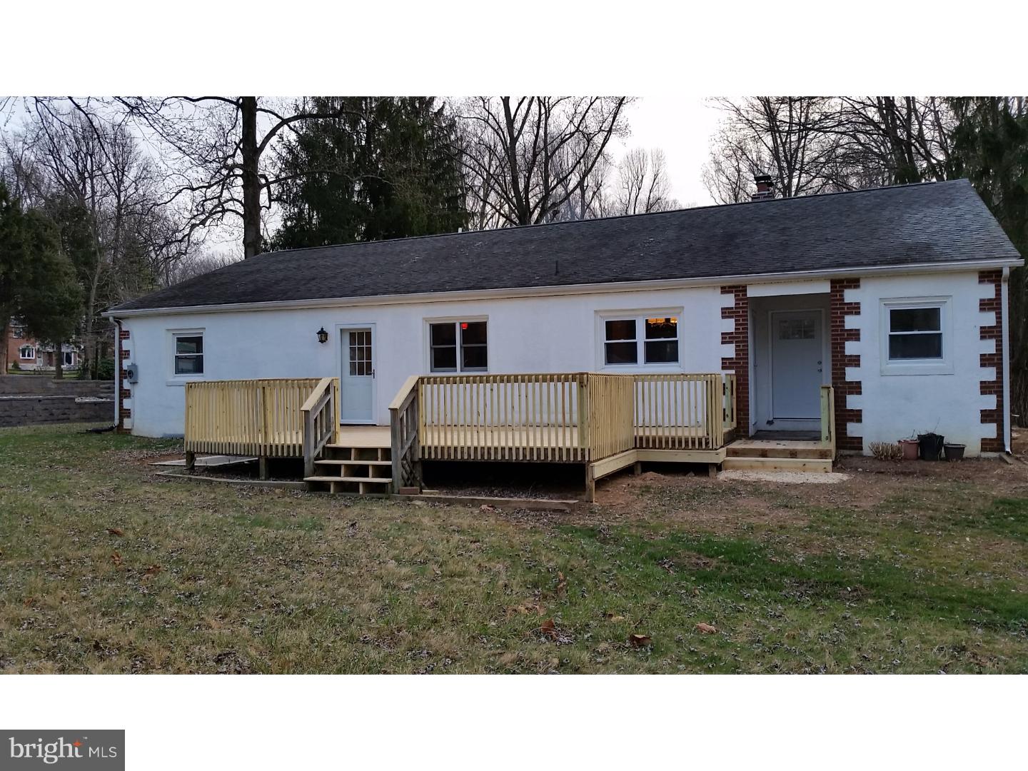 245 Brae Bourn Road Huntingdon Valley, PA 19006 - Photo 22 of 25 Exterior Back