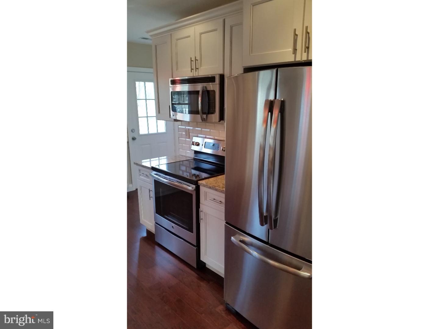 245 Brae Bourn Road Huntingdon Valley, PA 19006 - Photo 8 of 25 Kitchen