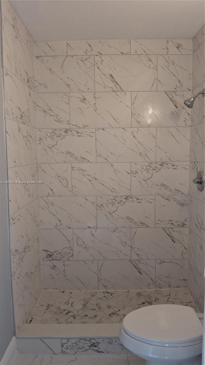 598 East 41st Street, Unit B Hialeah, FL 33013 - Photo 5 of 5