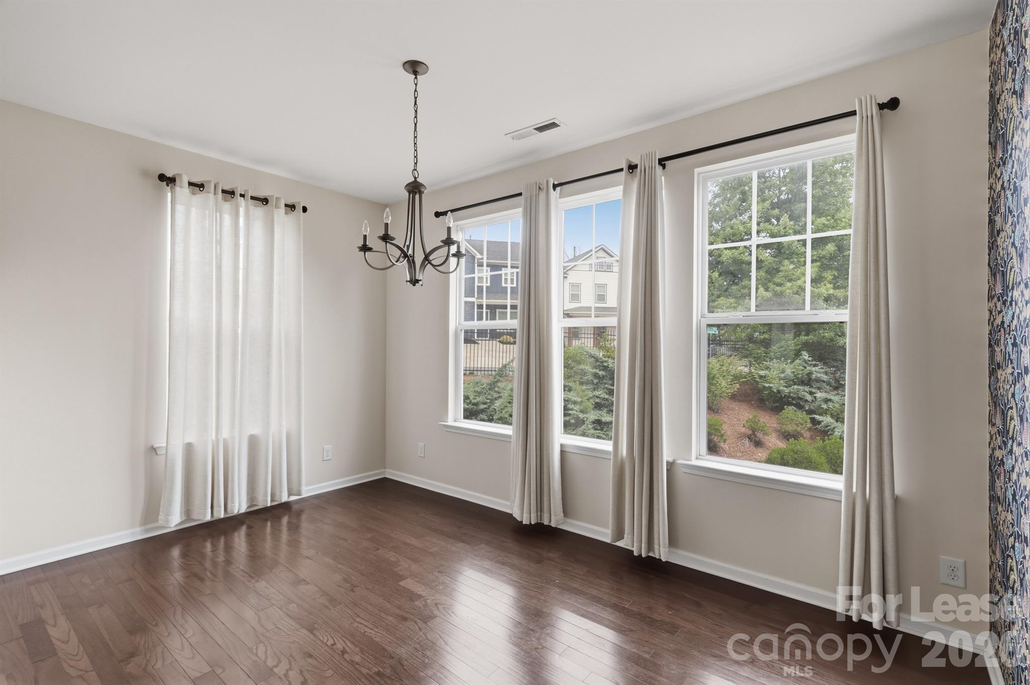 1502 Sharon Road West Charlotte, NC 28210 - Photo 13 of 40