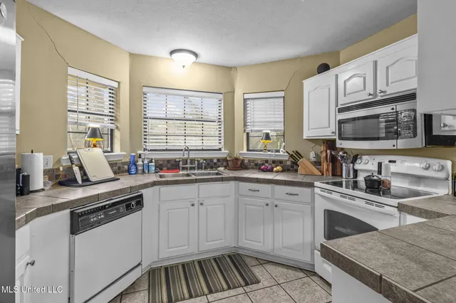 $189,990 | 530 Bedford Circle, Madison, MS 39110