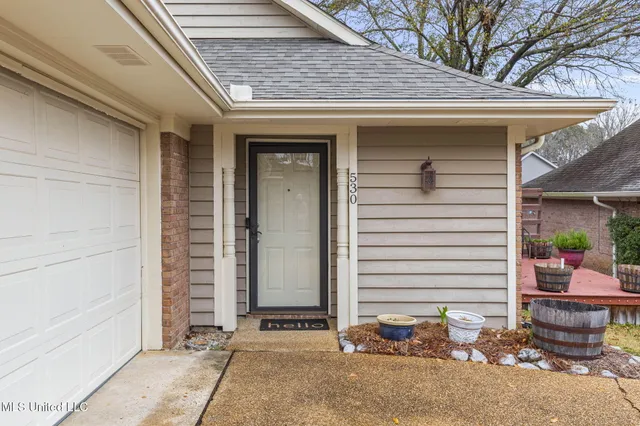 $189,990 | 530 Bedford Circle, Madison, MS 39110